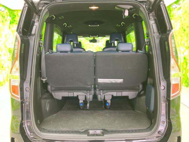 セレナ eパワーオーテックセーフティパッケージ 新品タイヤ/純正 10インチ SDナビ/インテリジェントルームミラー/エマージェンシーブレーキ/両側電動スライドドア/シートヒーター 前席/全方位モニター/シート 合皮/プロパイロット 全周囲カメラ(19枚目)