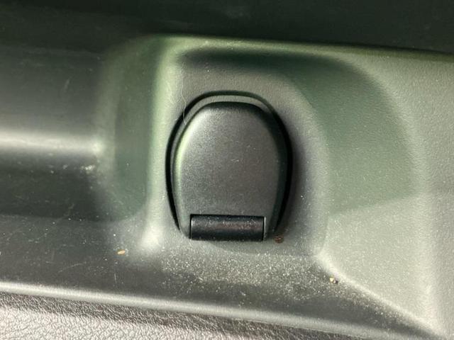 セレナ eパワーオーテックセーフティパッケージ 新品タイヤ/純正 10インチ SDナビ/インテリジェントルームミラー/エマージェンシーブレーキ/両側電動スライドドア/シートヒーター 前席/全方位モニター/シート 合皮/プロパイロット 全周囲カメラ(36枚目)