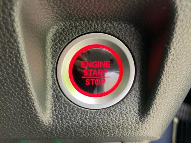 お車に合わせて無料保証以外にも、保証範囲、期間、距離を拡充させた有料保証もご用意しております！中古車の購入が初めてで不安・・・というお客様もご安心ください！