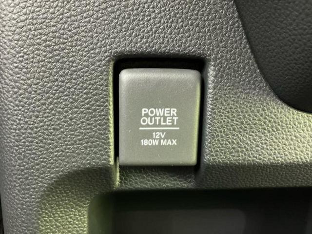 ＷＥＣＡＲＳでは各商談席に大型モニターをご用意しております！見やすい大画面でゆったりと全国の在庫をご覧いただけます！是非ご来店お待ちしております！