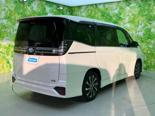 ヴォクシー ハイブリッドS-Z 純正 SDナビ/後席モニター 純正 12.3インチ/衝突安全装置/両側電動スライドドア/シートヒーター 前席/全方位モニター/車線逸脱防止支援システム/シート ハーフレザー 衝突被害軽減システム(3枚目)