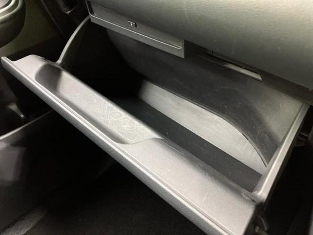 ヴォクシー ハイブリッドS-Z 純正 SDナビ/後席モニター 純正 12.3インチ/衝突安全装置/両側電動スライドドア/シートヒーター 前席/全方位モニター/車線逸脱防止支援システム/シート ハーフレザー 衝突被害軽減システム(36枚目)