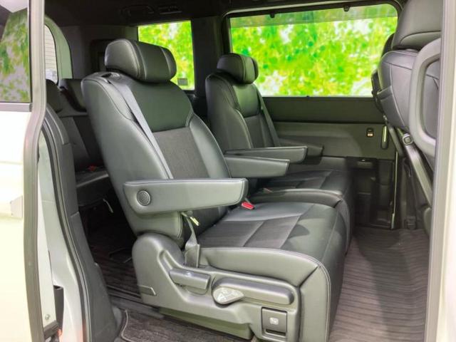 ステップワゴン ｅＨＥＶスパーダ　新品タイヤ／純正　１１．６インチ　ＳＤナビ／フリップダウンモニター／衝突安全装置／両側電動スライドドア／シートヒーター／車線逸脱防止支援システム／シート　ハーフレザー／電動バックドア　バックカメラ（5枚目）