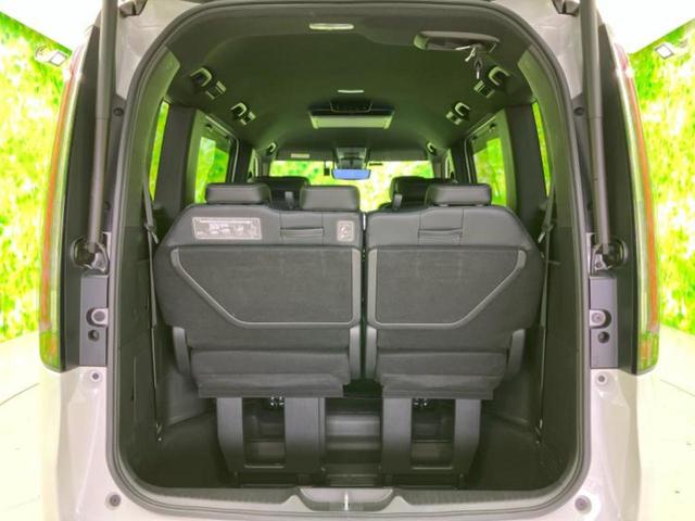 ステップワゴン ｅＨＥＶスパーダ　新品タイヤ／純正　１１．６インチ　ＳＤナビ／フリップダウンモニター／衝突安全装置／両側電動スライドドア／シートヒーター／車線逸脱防止支援システム／シート　ハーフレザー／電動バックドア　バックカメラ（20枚目）