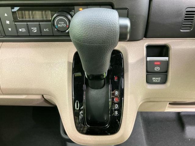 Ｎ－ＢＯＸジョイ ヒョウジュン２トーン　保証書／純正　８インチ　ナビ／ホンダセンシング／電動スライドドア／シートヒーター　前席／車線逸脱防止支援システム／パーキングアシスト　バックガイド／登録済未使用車／ヘッドランプ　ＬＥＤ　バックカメラ（17枚目）