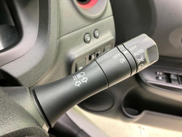 ノート ｅパワーニスモ　保証書／純正　ＳＤナビ／インテリジェントルームミラー／衝突安全装置／アラウンドビューモニター／車線逸脱防止支援システム／ドライブレコーダー　社外／ヘッドランプ　ＬＥＤ／ＵＳＢジャック　全周囲カメラ（14枚目）