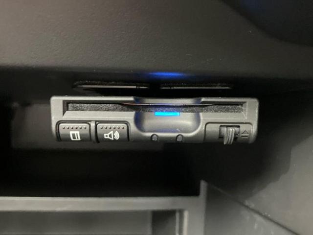 ノート ｅパワーニスモ　保証書／純正　ＳＤナビ／インテリジェントルームミラー／衝突安全装置／アラウンドビューモニター／車線逸脱防止支援システム／ドライブレコーダー　社外／ヘッドランプ　ＬＥＤ／ＵＳＢジャック　全周囲カメラ（17枚目）