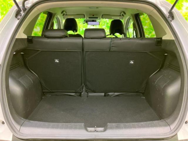 ノート Ｘ　保証書／純正　９インチ　ＳＤナビ／インテリジェントルームミラー／衝突安全装置／アラウンドビューモニター／車線逸脱防止支援システム／ドライブレコーダー　純正／ヘッドランプ　ＬＥＤ／ＵＳＢジャック　禁煙車（8枚目）