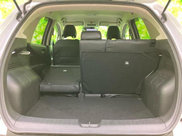 ノート Ｘ　保証書／純正　９インチ　ＳＤナビ／インテリジェントルームミラー／衝突安全装置／アラウンドビューモニター／車線逸脱防止支援システム／ドライブレコーダー　純正／ヘッドランプ　ＬＥＤ／ＵＳＢジャック　禁煙車（19枚目）