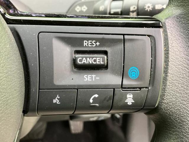 ノート Ｘ　保証書／純正　９インチ　ＳＤナビ／インテリジェントルームミラー／衝突安全装置／アラウンドビューモニター／車線逸脱防止支援システム／ドライブレコーダー　純正／ヘッドランプ　ＬＥＤ／ＵＳＢジャック　禁煙車（25枚目）