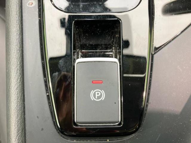 ノート Ｘ　保証書／純正　９インチ　ＳＤナビ／インテリジェントルームミラー／衝突安全装置／アラウンドビューモニター／車線逸脱防止支援システム／ドライブレコーダー　純正／ヘッドランプ　ＬＥＤ／ＵＳＢジャック　禁煙車（33枚目）