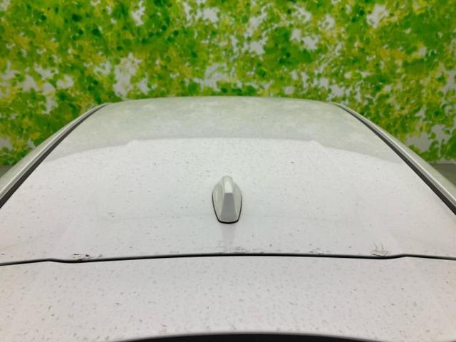 ノート Ｘ　保証書／純正　９インチ　ＳＤナビ／インテリジェントルームミラー／衝突安全装置／アラウンドビューモニター／車線逸脱防止支援システム／ドライブレコーダー　純正／ヘッドランプ　ＬＥＤ／ＵＳＢジャック　禁煙車（44枚目）