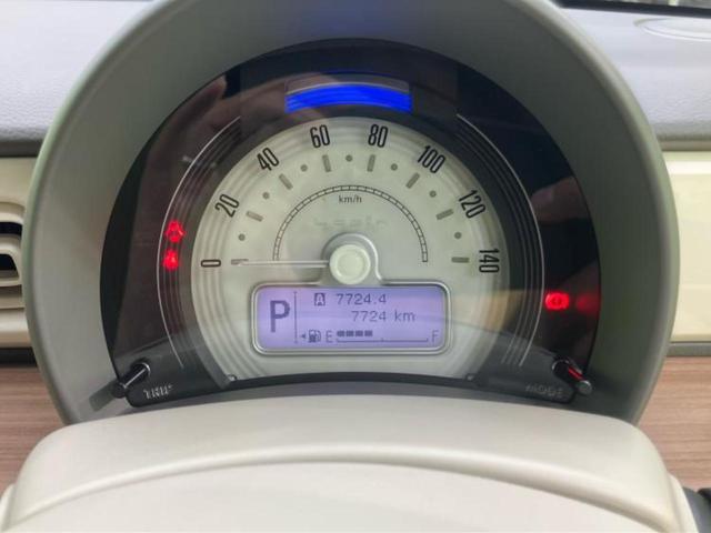 アルトラパン Ｓ　保証書／衝突安全装置／シートヒーター　運転席／ヘッドランプ　ＨＩＤ／ＥＢＤ付ＡＢＳ／横滑り防止装置／アイドリングストップ／エアバッグ　運転席／エアバッグ　助手席／衝突安全ボディ／パワーウインドウ（10枚目）