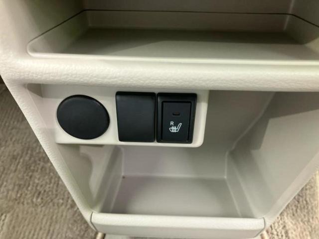 アルトラパン Ｓ　保証書／衝突安全装置／シートヒーター　運転席／ヘッドランプ　ＨＩＤ／ＥＢＤ付ＡＢＳ／横滑り防止装置／アイドリングストップ／エアバッグ　運転席／エアバッグ　助手席／衝突安全ボディ／パワーウインドウ（15枚目）