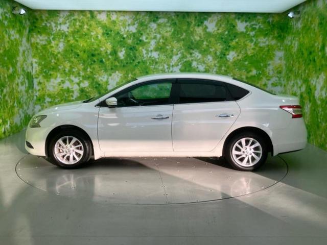 シルフィ Ｇ　保証書／ヘッドランプ　ＨＩＤ／ＥＴＣ／ＥＢＤ付ＡＢＳ／横滑り防止装置／バックモニター／エアバッグ　運転席／エアバッグ　助手席／エアバッグ　サイド／アルミホイール　純正　１６インチ　バックカメラ（2枚目）