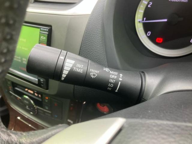 シルフィ Ｇ　保証書／ヘッドランプ　ＨＩＤ／ＥＴＣ／ＥＢＤ付ＡＢＳ／横滑り防止装置／バックモニター／エアバッグ　運転席／エアバッグ　助手席／エアバッグ　サイド／アルミホイール　純正　１６インチ　バックカメラ（13枚目）