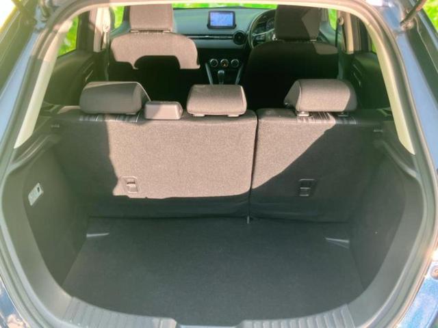 ＭＡＺＤＡ２ １５Ｓスマートエディション　純正　ＳＤナビ／全方位モニター／車線逸脱防止支援システム／ヘッドランプ　ＨＩＤ／ＵＳＢジャック／Ｂｌｕｅｔｏｏｔｈ接続／ＥＴＣ／ＥＢＤ付ＡＢＳ／横滑り防止装置／アイドリングストップ　全周囲カメラ（8枚目）