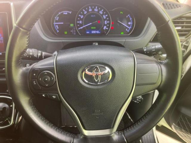 ノア ハイブリッドＳｉダブルバイビー２　保証書／純正　９インチ　ＳＤナビ／衝突安全装置／両側電動スライドドア／シートヒーター　前席／車線逸脱防止支援システム／シート　ハーフレザー／ヘッドランプ　ＬＥＤ／Ｂｌｕｅｔｏｏｔｈ接続　バックカメラ（16枚目）