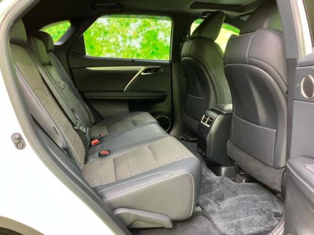 ＲＸ ＲＸ３００Ｆスポーツ　新品タイヤ／サンルーフ／純正　ＳＤナビ／衝突安全装置／シートヒーター／全方位モニター／車線逸脱防止支援システム／シート　フルレザー／電動バックドア／ドライブレコーダー　純正／ヘッドランプ　ＬＥＤ（5枚目）