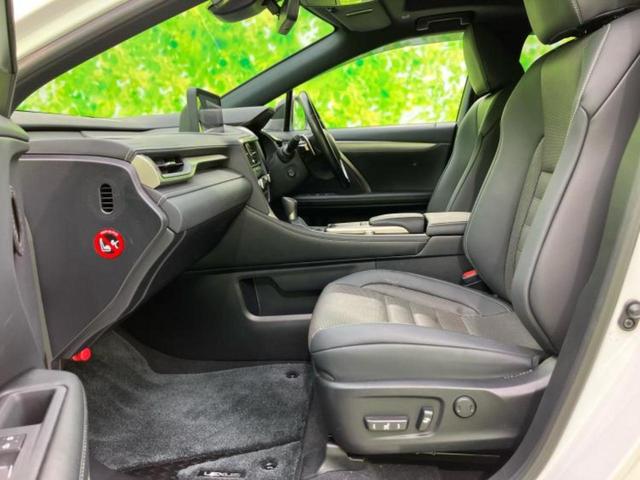 ＲＸ ＲＸ３００Ｆスポーツ　新品タイヤ／サンルーフ／純正　ＳＤナビ／衝突安全装置／シートヒーター／全方位モニター／車線逸脱防止支援システム／シート　フルレザー／電動バックドア／ドライブレコーダー　純正／ヘッドランプ　ＬＥＤ（6枚目）