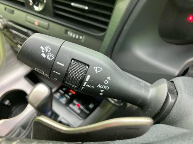 ＲＸ ＲＸ３００Ｆスポーツ　新品タイヤ／サンルーフ／純正　ＳＤナビ／衝突安全装置／シートヒーター／全方位モニター／車線逸脱防止支援システム／シート　フルレザー／電動バックドア／ドライブレコーダー　純正／ヘッドランプ　ＬＥＤ（16枚目）