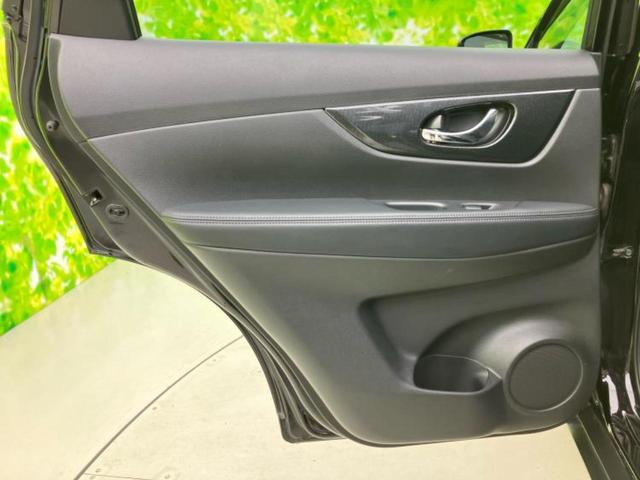 エクストレイル ４ＷＤ２０Ｘエマブレパッケージ　保証書／純正　ＳＤナビ／エマージェンシーブレーキ／シートヒーター　前席／車線逸脱防止支援システム／ドライブレコーダー　前後／ヘッドランプ　ＨＩＤ／Ｂｌｕｅｔｏｏｔｈ接続／ＥＴＣ／ＥＢＤ付ＡＢＳ　４ＷＤ（23枚目）