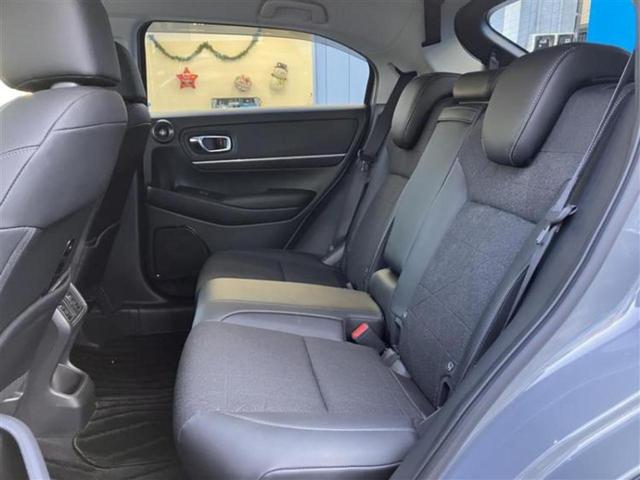 ヴェゼル eHEV Z 保証書/ディスプレイオーディオ+ナビ9インチ/ホンダセンシング/シートヒーター 前席/マルチビューカメラシステム/車線逸脱防止支援システム/シート ハーフレザー/電動バックドア 衝突被害軽減システム(7枚目)