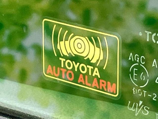 カローラスポーツ ハイブリッドＧ　新品タイヤ／保証書／純正　ＳＤナビ／トヨタセーフティセンス／車線逸脱防止支援システム／ヘッドランプ　ＬＥＤ／Ｂｌｕｅｔｏｏｔｈ接続／ＥＴＣ／ＥＢＤ付ＡＢＳ／横滑り防止装置／アイドリングストップ（43枚目）