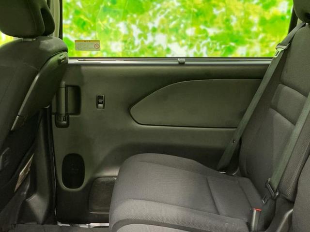 セレナ ４ＷＤ　Ｘ　Ｖセレクション２　新品タイヤ／保証書／純正　９インチ　ＳＤナビ／インテリジェントルームミラー／エマージェンシーブレーキ／両側電動スライドドア／アラウンドビューモニター／車線逸脱防止支援システム　衝突被害軽減システム（23枚目）
