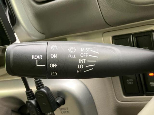 ＷＥＣＡＲＳの展示場では実際に見て、触ってお車をお選びいただけます！知識の豊富な営業スタッフが様々なカーライフをご提案いたします！