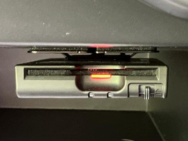 ノート ニスモ 保証書/純正 SDナビ/インテリジェントルームミラー/エマージェンシーブレーキ/アラウンドビューモニター/車線逸脱防止支援システム/パーキングアシスト バックガイド/Bluetooth接続 DVD再生(24枚目)