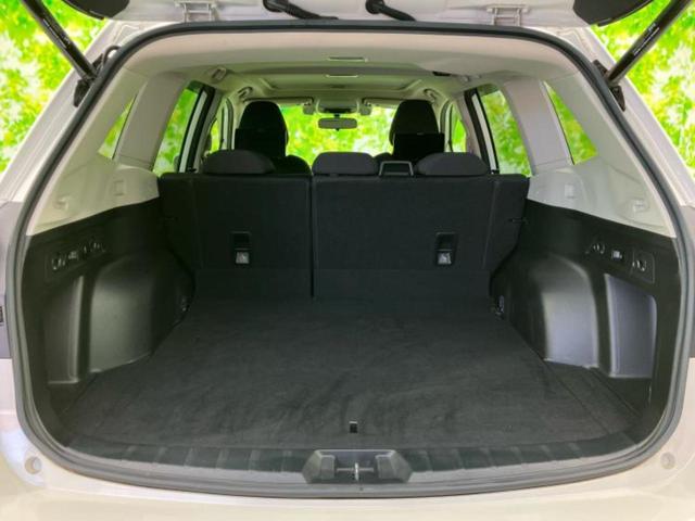 フォレスター 4WDアドバンス 新品タイヤ/サンルーフ/保証書/純正 8インチ SDナビ/フリップダウンモニター/アイサイト/シートヒーター 前席/車線逸脱防止支援システム/シート ハーフレザー 衝突被害軽減システム バックカメラ(8枚目)