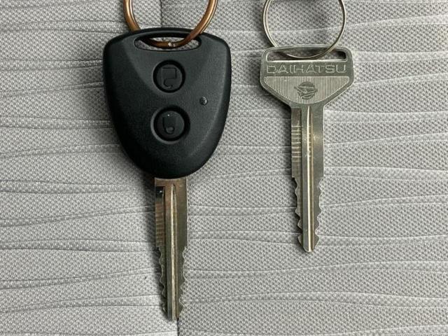 ミライース L 保証書/社外 SDナビ/Bluetooth接続/ETC/EBD付ABS/横滑り防止装置/アイドリングストップ/バックモニター/ワンセグTV/エアバッグ 運転席/エアバッグ 助手席/パワーウインドウ(31枚目)