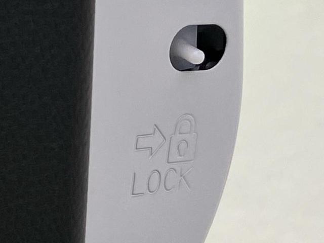 アルト 4WD A 保証書/セーフティサポート(スズキ)/シートヒーター 前席/車線逸脱防止支援システム/EBD付ABS/横滑り防止装置/アイドリングストップ/エアバッグ 運転席/エアバッグ 助手席/エアバッグ サイド(39枚目)