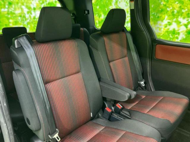 ヴォクシー ZS 新品タイヤ/保証書/社外 11インチ SDナビ/トヨタセーフティセンス/両側電動スライドドア/車線逸脱防止支援システム/パーキングアシスト バックガイド/ドライブレコーダー 社外 衝突被害軽減システム(5枚目)