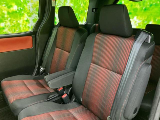 ヴォクシー ZS 新品タイヤ/保証書/社外 11インチ SDナビ/トヨタセーフティセンス/両側電動スライドドア/車線逸脱防止支援システム/パーキングアシスト バックガイド/ドライブレコーダー 社外 衝突被害軽減システム(8枚目)