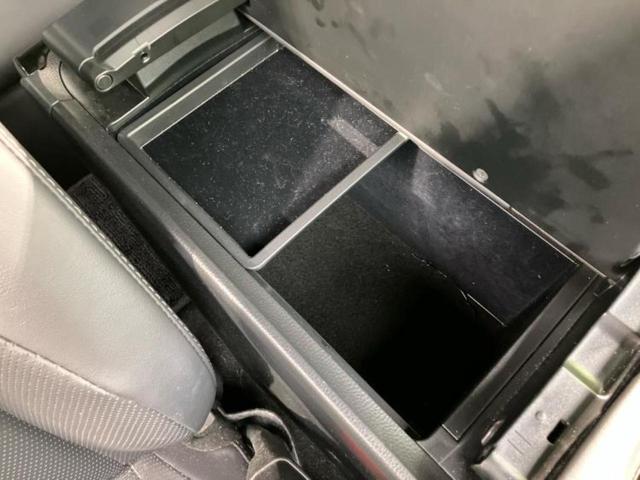 クラウンスポーツ ４ＷＤ　Ｚ　保証書／純正　１１インチ　ＳＤナビ／デジタルインナーミラー／トヨタセーフティセンス／シートヒーター／全方位モニター／車線逸脱防止支援システム／シート　フルレザー／パーキングアシスト　自動操舵　革シート（31枚目）