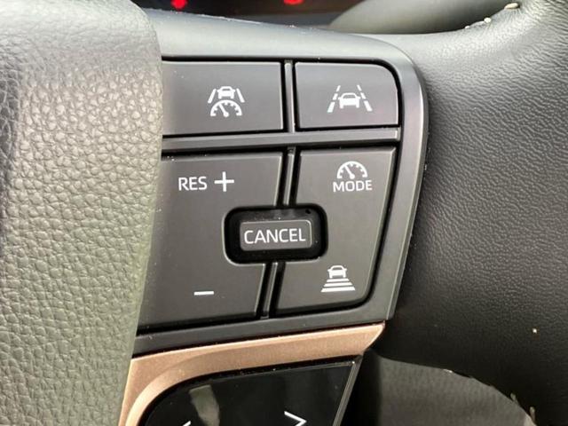 クラウンスポーツ ４ＷＤ　Ｚ　保証書／純正　１１インチ　ＳＤナビ／デジタルインナーミラー／トヨタセーフティセンス／シートヒーター／全方位モニター／車線逸脱防止支援システム／シート　フルレザー／パーキングアシスト　自動操舵　革シート（37枚目）