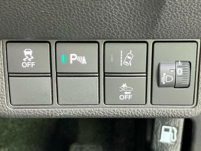 Ｎ－ＯＮＥ オリジナル　新品タイヤ／保証書／純正　ナビ／ホンダセンシング／車線逸脱防止支援システム／ヘッドランプ　ＬＥＤ／ＵＳＢジャック／ＥＢＤ付ＡＢＳ／横滑り防止装置／アイドリングストップ／バックモニター　バックカメラ（16枚目）