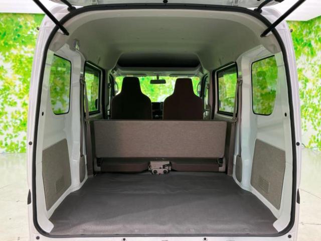 エブリイ ４ＷＤ　ＰＡ　新品タイヤ／保証書／ＡＢＳ／横滑り防止装置／禁煙車／エアバッグ　運転席／エアバッグ　助手席／衝突安全ボディ／パワーステアリング／オートライト／ワンオーナー／マニュアルエアコン／ユーザー買取車　４ＷＤ（8枚目）