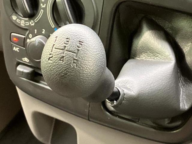 エブリイ ４ＷＤ　ＰＡ　新品タイヤ／保証書／ＡＢＳ／横滑り防止装置／禁煙車／エアバッグ　運転席／エアバッグ　助手席／衝突安全ボディ／パワーステアリング／オートライト／ワンオーナー／マニュアルエアコン／ユーザー買取車　４ＷＤ（14枚目）