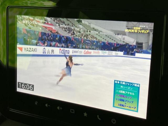 スペーシアカスタム 4WDハイブリッドXSターボ 新品タイヤ/保証書/純正 9インチ SDナビ/セーフティサポート(スズキ)/両側電動スライドドア/シートヒーター 前席/全方位モニター用カメラ/車線逸脱防止支援システム/シート ハーフレザー 4WD(11枚目)