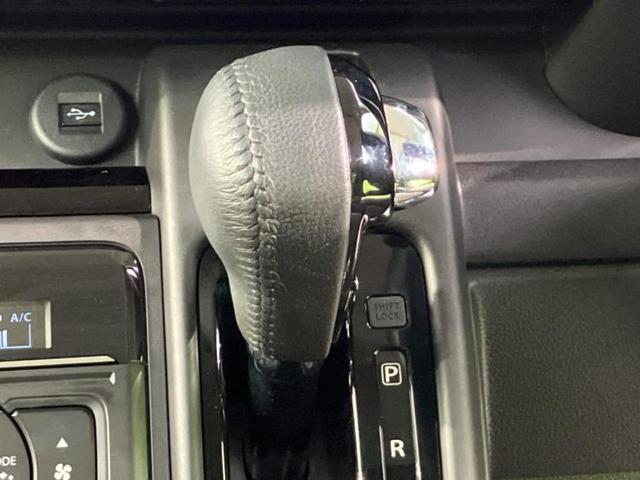 スペーシアカスタム 4WDハイブリッドXSターボ 新品タイヤ/保証書/純正 9インチ SDナビ/セーフティサポート(スズキ)/両側電動スライドドア/シートヒーター 前席/全方位モニター用カメラ/車線逸脱防止支援システム/シート ハーフレザー 4WD(17枚目)