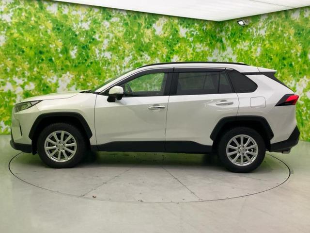 ＲＡＶ４ ４ＷＤ　Ｇ　Ｚパッケージ　新品タイヤ／保証書／純正　９インチ　ＳＤナビ／デジタルインナーミラー／トヨタセーフティセンス／シートヒーター／車線逸脱防止支援システム／シート　合皮／電動バックドア／ドライブレコーダー　社外　４ＷＤ（2枚目）