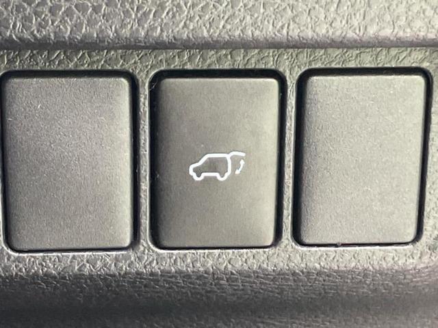 ハリアー プレミアム　保証書／社外　ＨＤＤナビ／トヨタセーフティセンス／車線逸脱防止支援システム／シート　合皮／電動バックドア／ヘッドランプ　ＬＥＤ／ＥＴＣ／ＥＢＤ付ＡＢＳ／横滑り防止装置／アイドリングストップ　電動シート（27枚目）