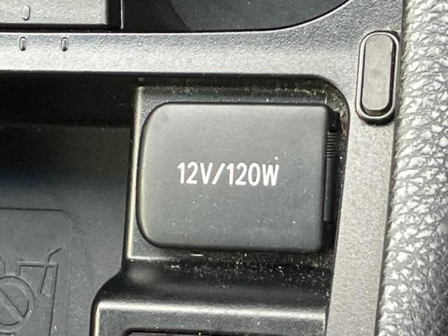 ハリアー プレミアム　保証書／社外　ＨＤＤナビ／トヨタセーフティセンス／車線逸脱防止支援システム／シート　合皮／電動バックドア／ヘッドランプ　ＬＥＤ／ＥＴＣ／ＥＢＤ付ＡＢＳ／横滑り防止装置／アイドリングストップ　電動シート（40枚目）