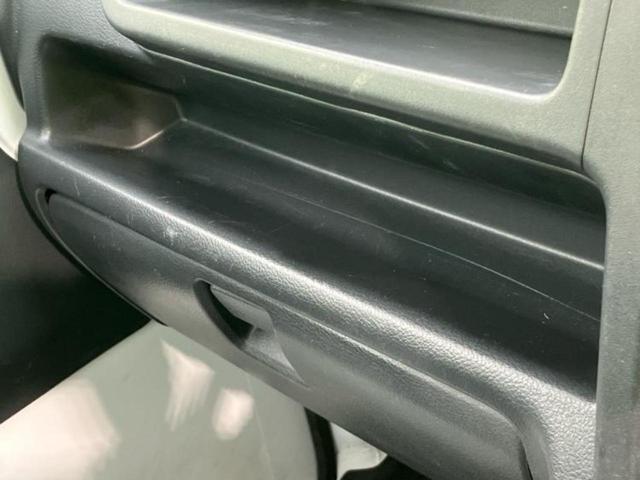 キャリイトラック ４ＷＤ　ＫＣ　新品タイヤ／保証書／禁煙車／エアバッグ　運転席／ワンオーナー／マニュアルエアコン／取扱説明書／ユーザー買取車／最大積載量３５０ｋｇ／アクセサリーソケット／間欠ワイパー／ヘッドライトレベライザー／三方開（32枚目）