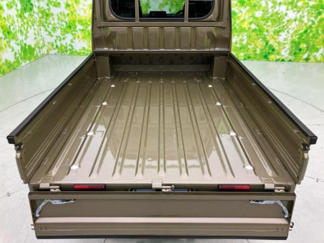 ハイゼットトラック ４ＷＤジャンボエクストラ　保証書／スマートアシスト（トヨタ・ダイハツ）／車線逸脱防止支援システム／ヘッドランプ　ＬＥＤ／ＥＢＤ付ＡＢＳ／横滑り防止装置／アイドリングストップ／エアバッグ　運転席／エアバッグ　助手席　４ＷＤ（8枚目）