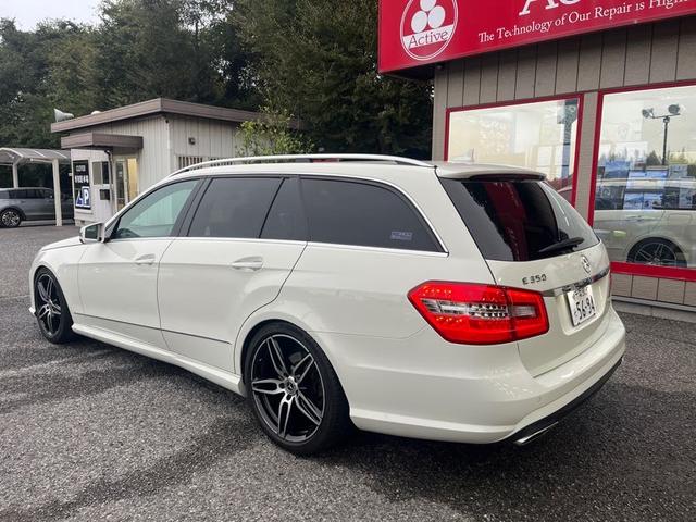 Eクラスステーションワゴン E350 ステーションワゴン アバンギャルド E350 ステーションワゴン アバンギャルド(5名)AMGスポーツパッケージ 19インチAMG専用デザインアルミホイール(16枚目)