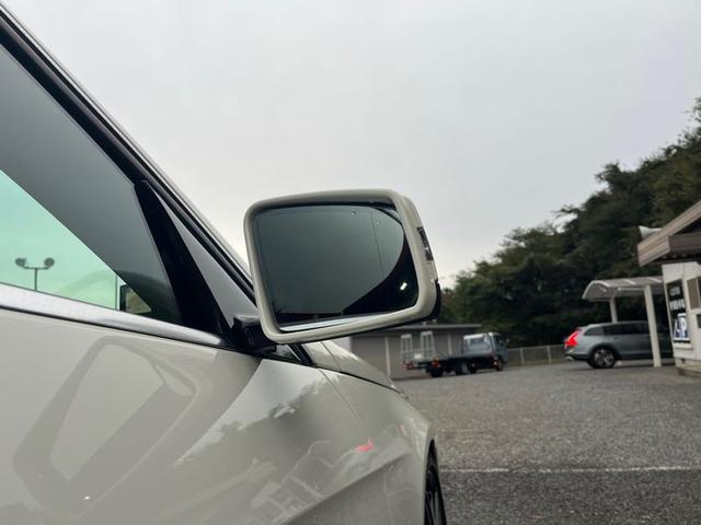 Eクラスステーションワゴン E350 ステーションワゴン アバンギャルド E350 ステーションワゴン アバンギャルド(5名)AMGスポーツパッケージ 19インチAMG専用デザインアルミホイール(22枚目)